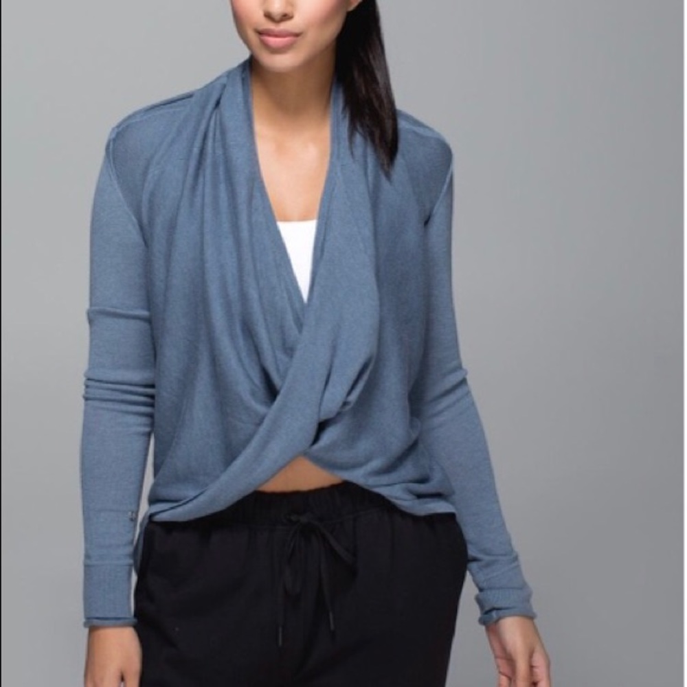 Lululemon Iconic Wrap